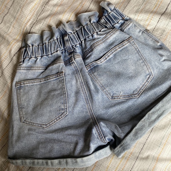 ALMOST FAMOUS | Paper Bag Waist Light Blue Denim Short - Picture 5 of 6